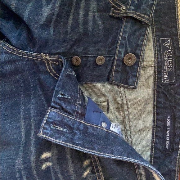 Guess Jeans - Picture 5 of 5